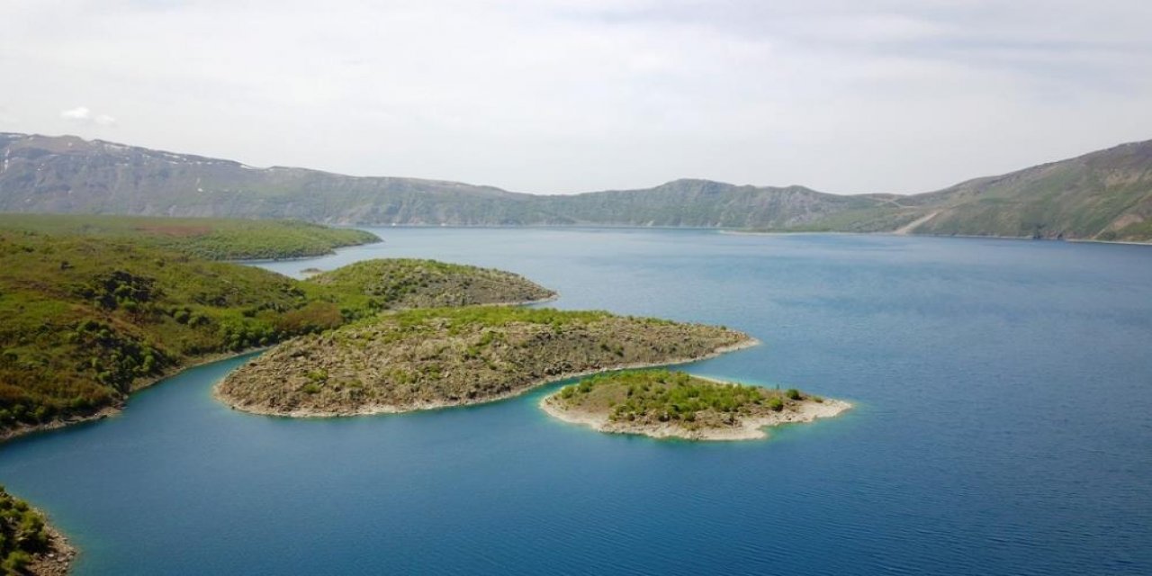 Nemrut Gölü turizm sezonu açıldı