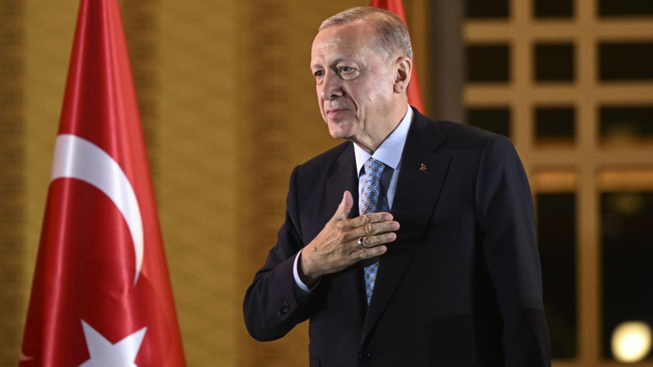 ‘Erdoğan ameliyat olacak' iddiasına yalanlama