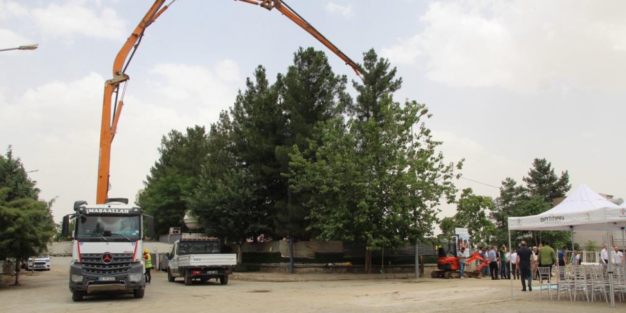 Beşiri'de kütüphane temeli atıldı