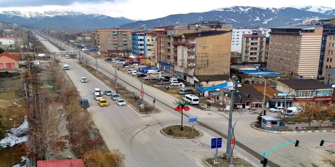 Yüksekova'yı 'il olma' heyecanı sardı