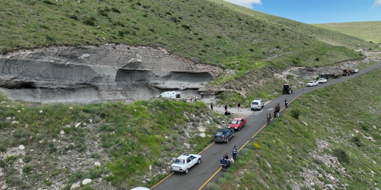 Kum ocağında üzerine taş düşen kişi öldü