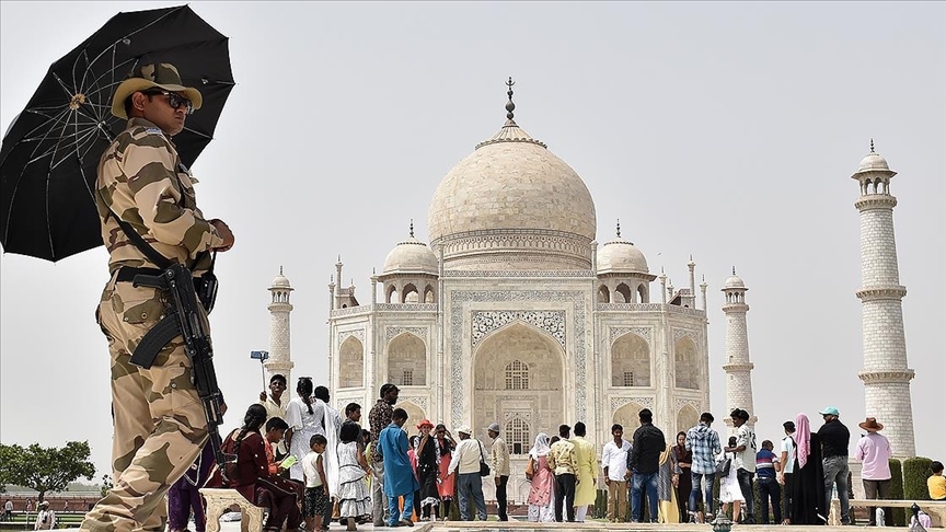 Hindistan'da Haziran sıcağında 150 kişi öldü