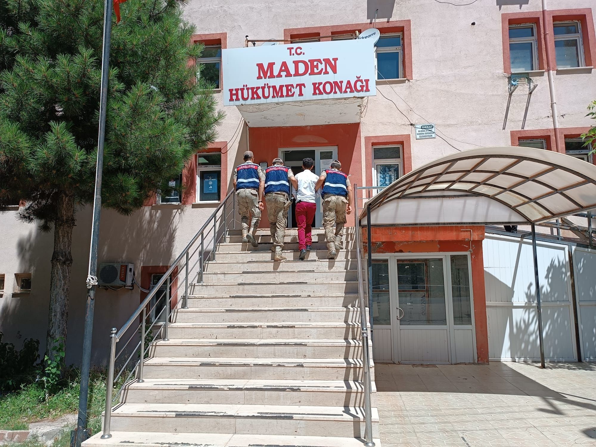 Köylüsünün hayvanlarını çaldı, yakalandı