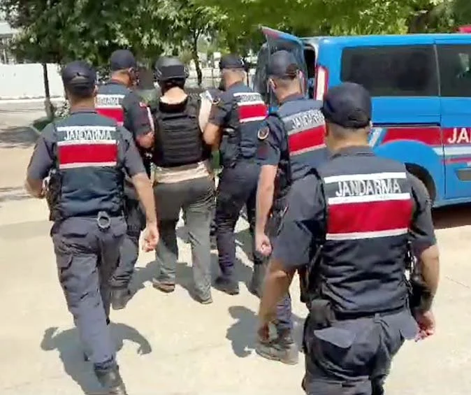 3 Kardeşi Öldüren Zanlı Yakalandı