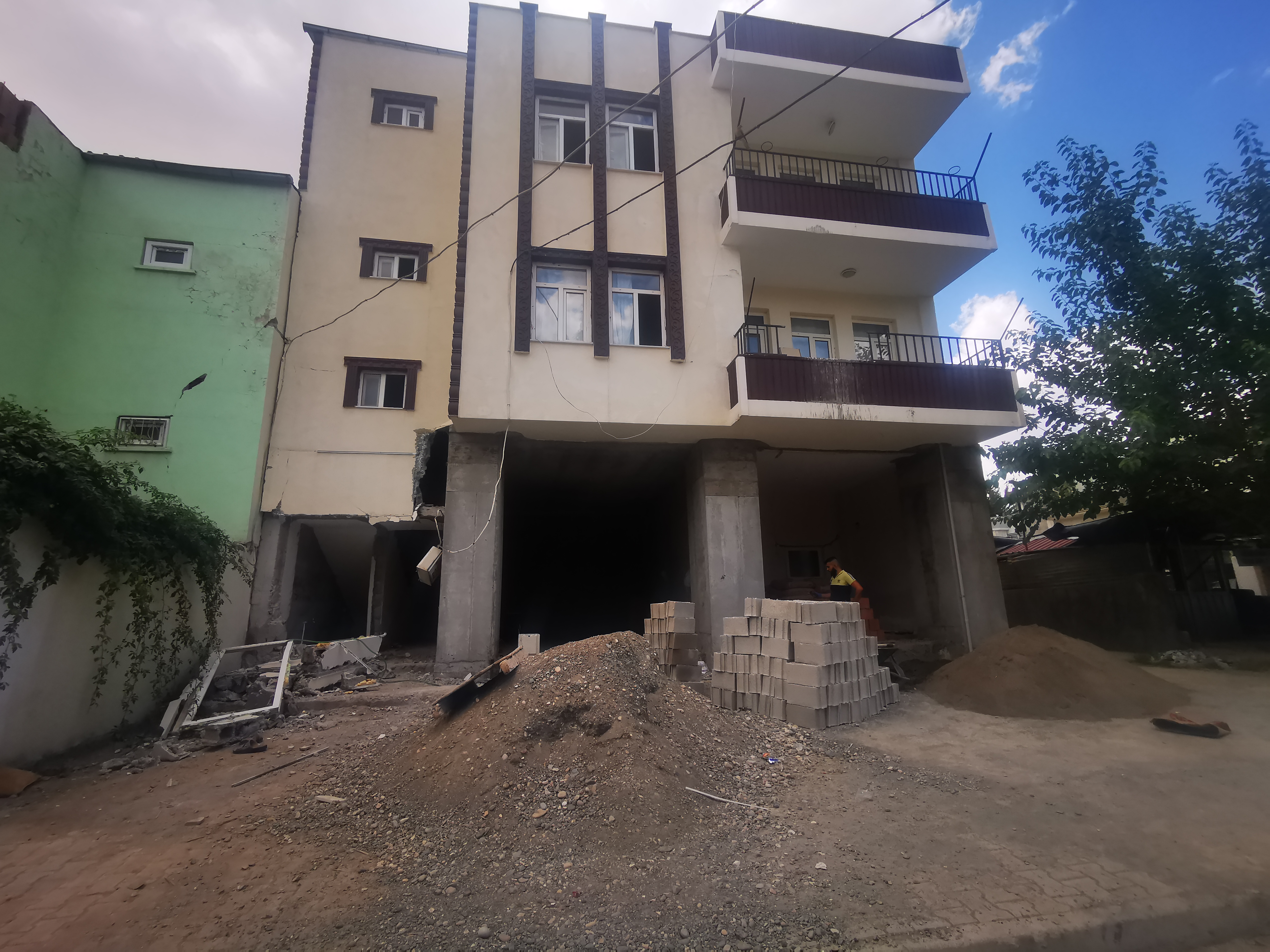 Güçlendirme sırasında yaralandı