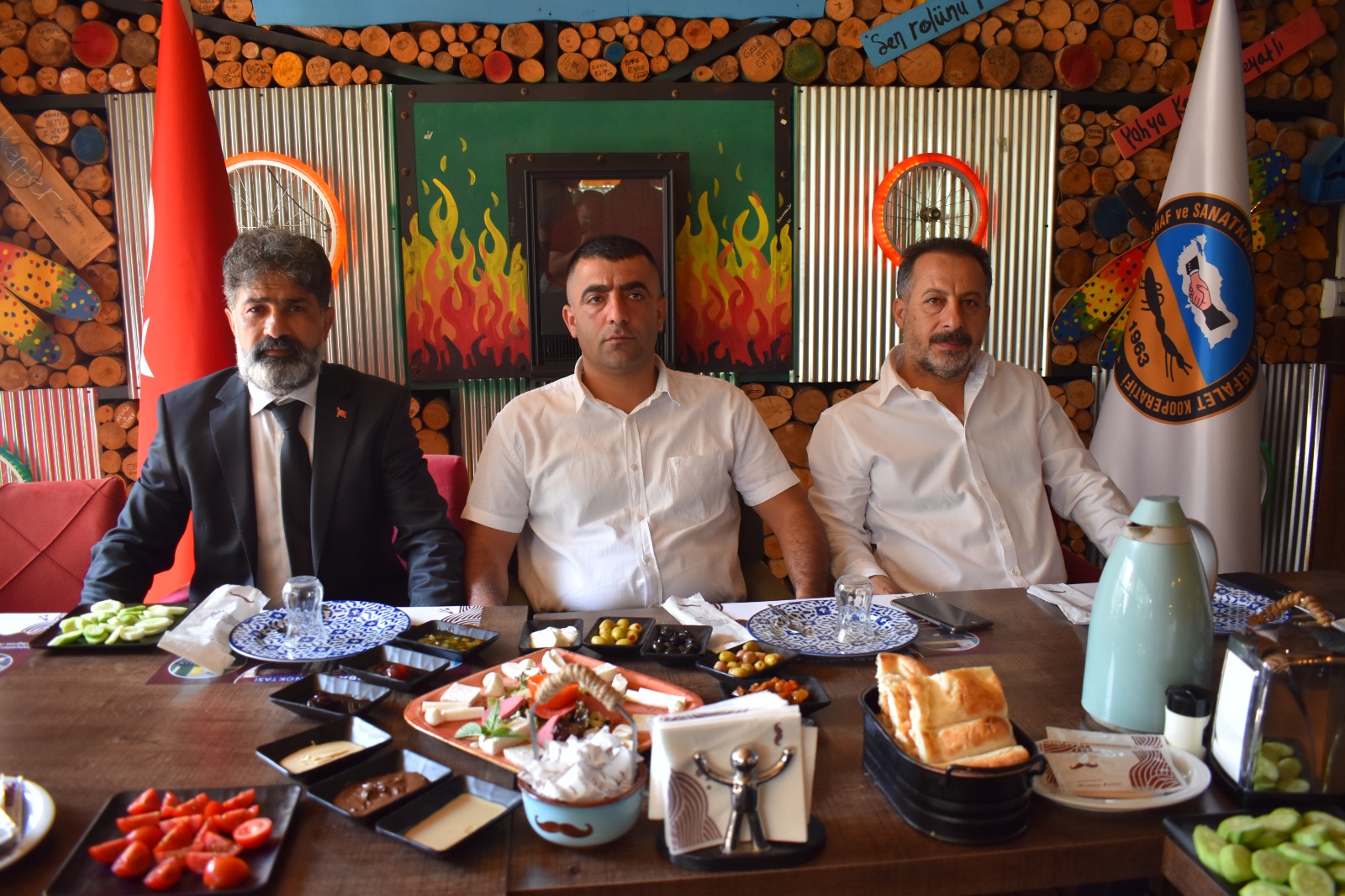 Batman’da esnaf gazeteci buluşması