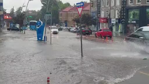 Erzurum’da sağanak yağış