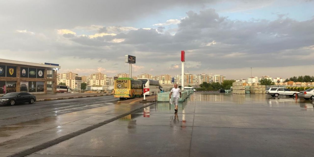 Diyarbakır’da yaz yağmuru etkili oldu