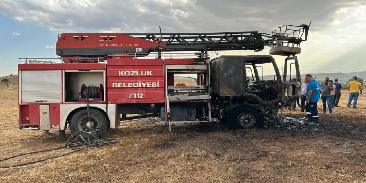 Yangına giden itfaiye aracı yandı