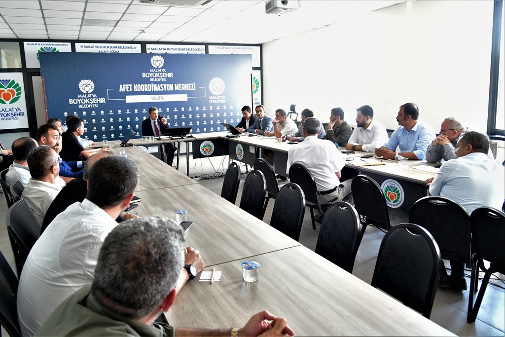 Yıkım sahalarında enkaz ayrıştırması yasaklandı