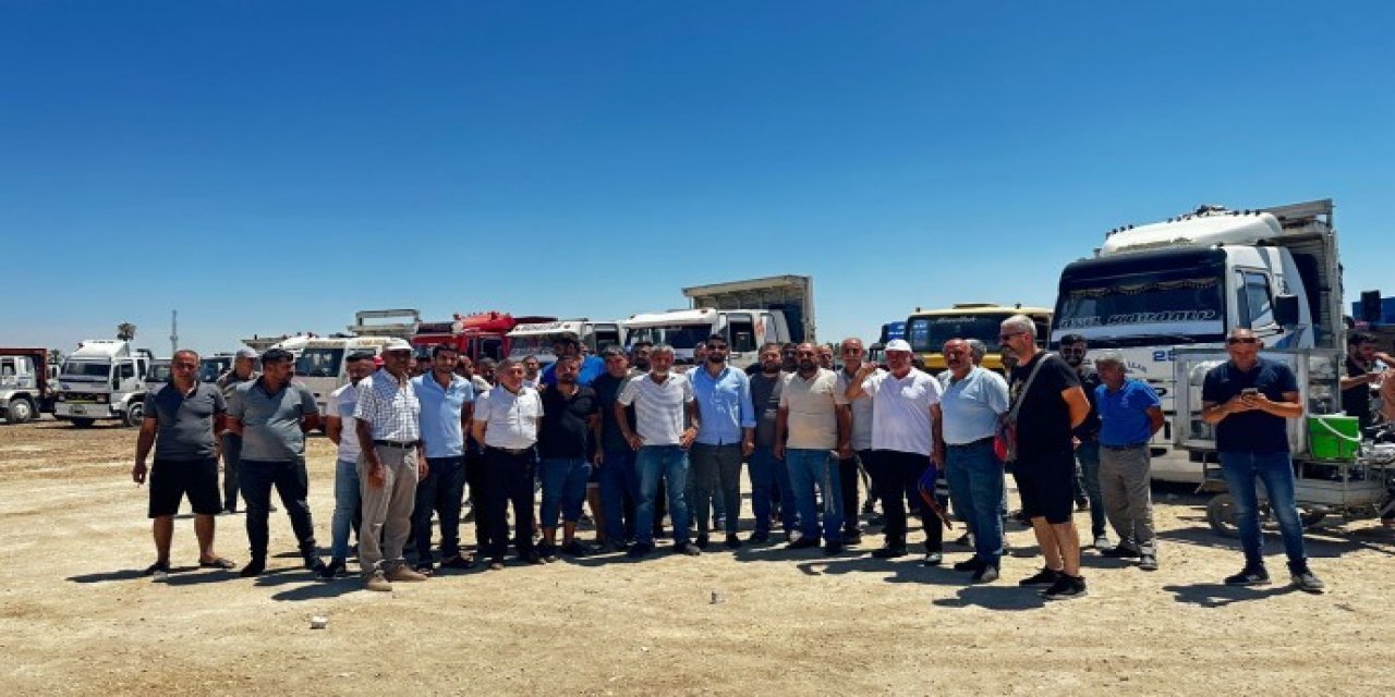 Kamyoncular kontak kapattı