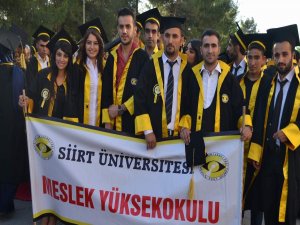 Siirt Üniversitesi bin 600 öğrenciyi mezun etti