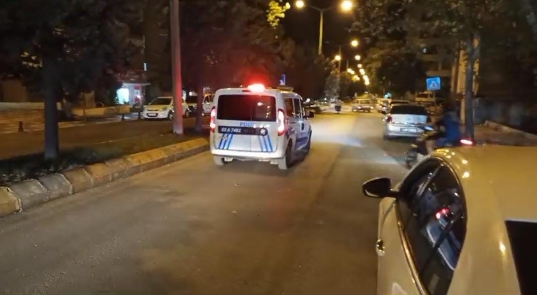 Şanlıurfa'da çalınan otomobili polis bir saatte buldu