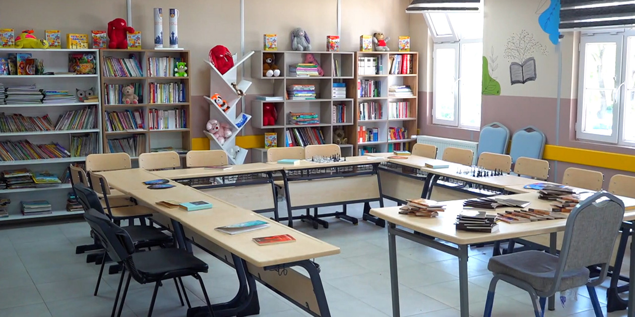 VİDEO - Depremde vefat edenlerin ismi kütüphanede yaşatılacak