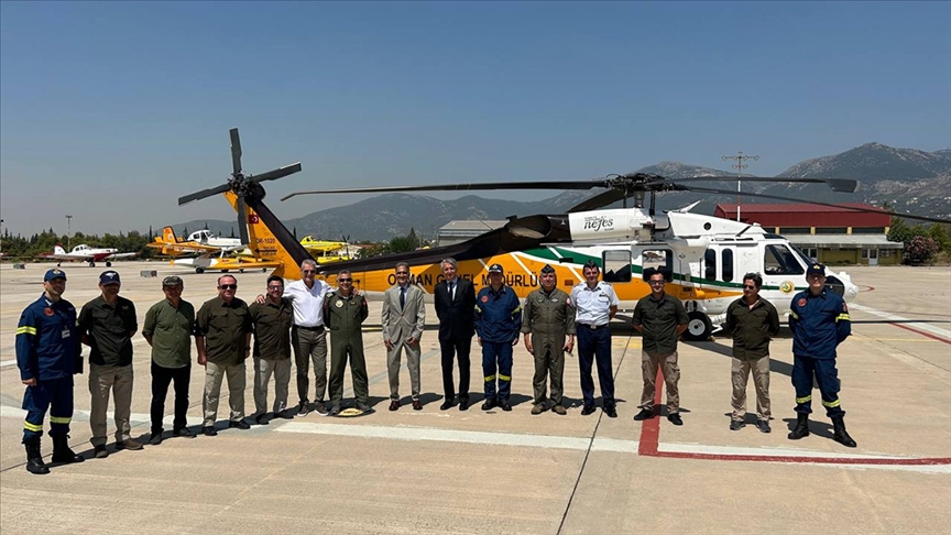 Yangın söndürme uçakları Yunanistan'a ulaştı