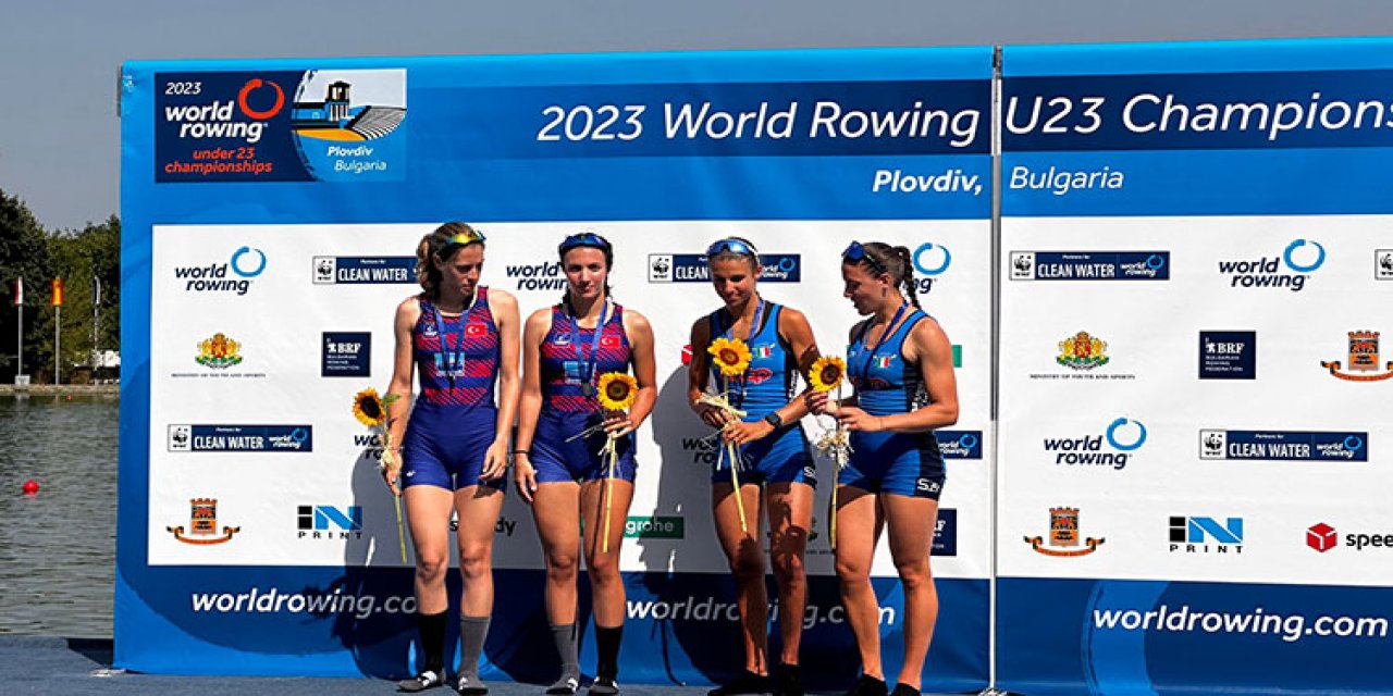 Milli kürekçiler, Dünya Şampiyonası'nda 2 madalya kazandı