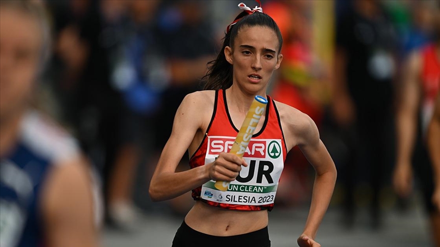 Milli Atletten gümüş madalya