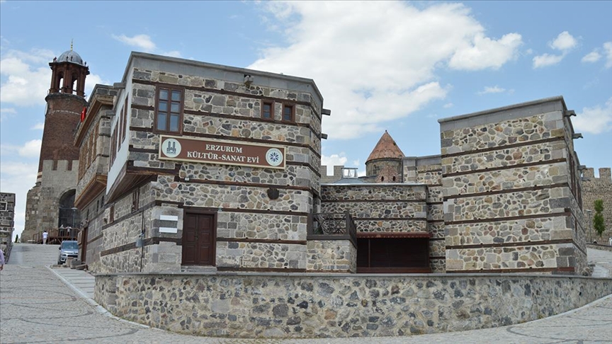 Erzurum Kültür ve Sanat Evi'nin açılışı yapıldı