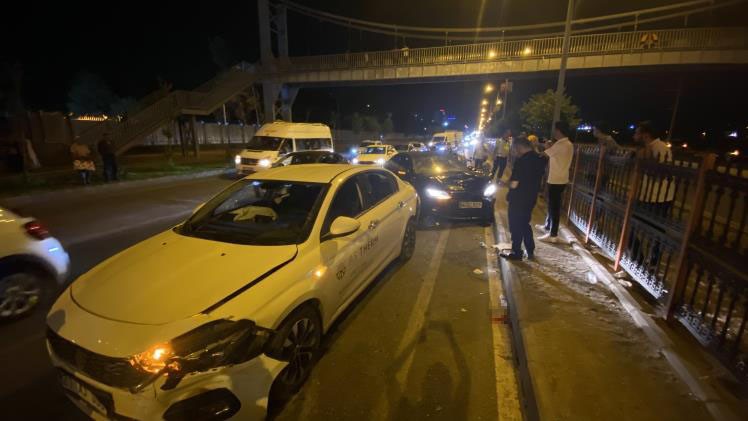 Zincirleme kaza: 5 yaralı