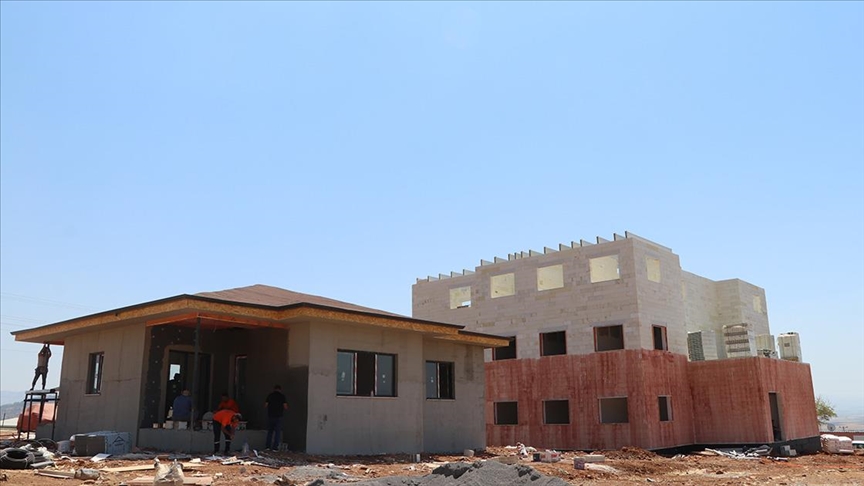 Nurdağı'nda fiber kompozit bloklu evler hazır