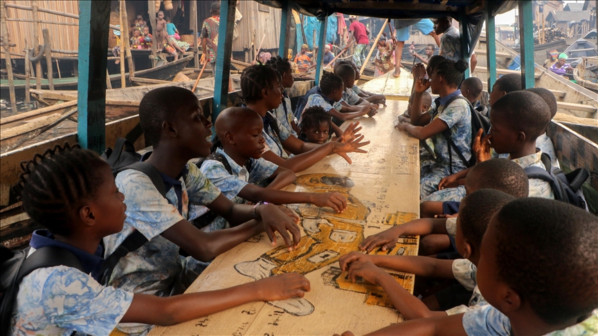 UNICEF: Nijerya'da 1,6 milyon çocuk eğitime muhtaç