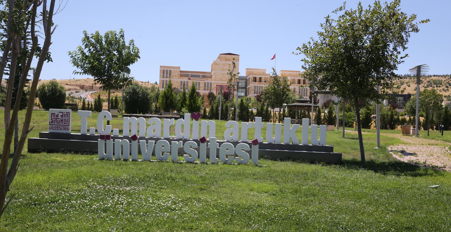 MAÜ Yaşayan Diller Enstitüsü öğrenci bekliyor