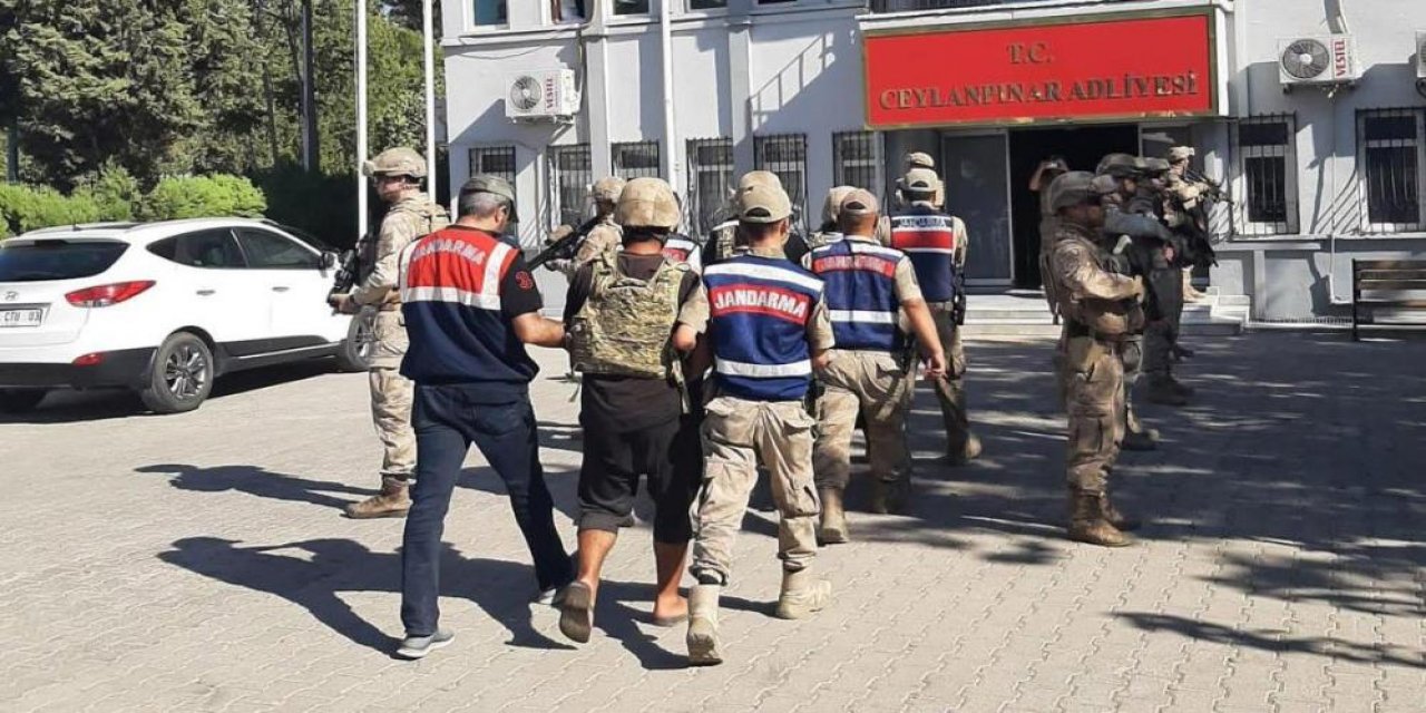 Aranan 3 kişi mısır tarlasında yakalandı