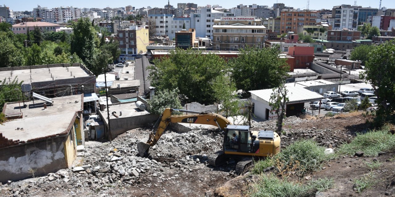 Siverek Kalesi gecekondulardan temizleniyor