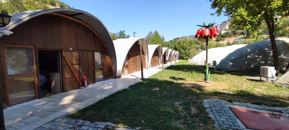 Munzur’un çadır oteline büyük ilgi