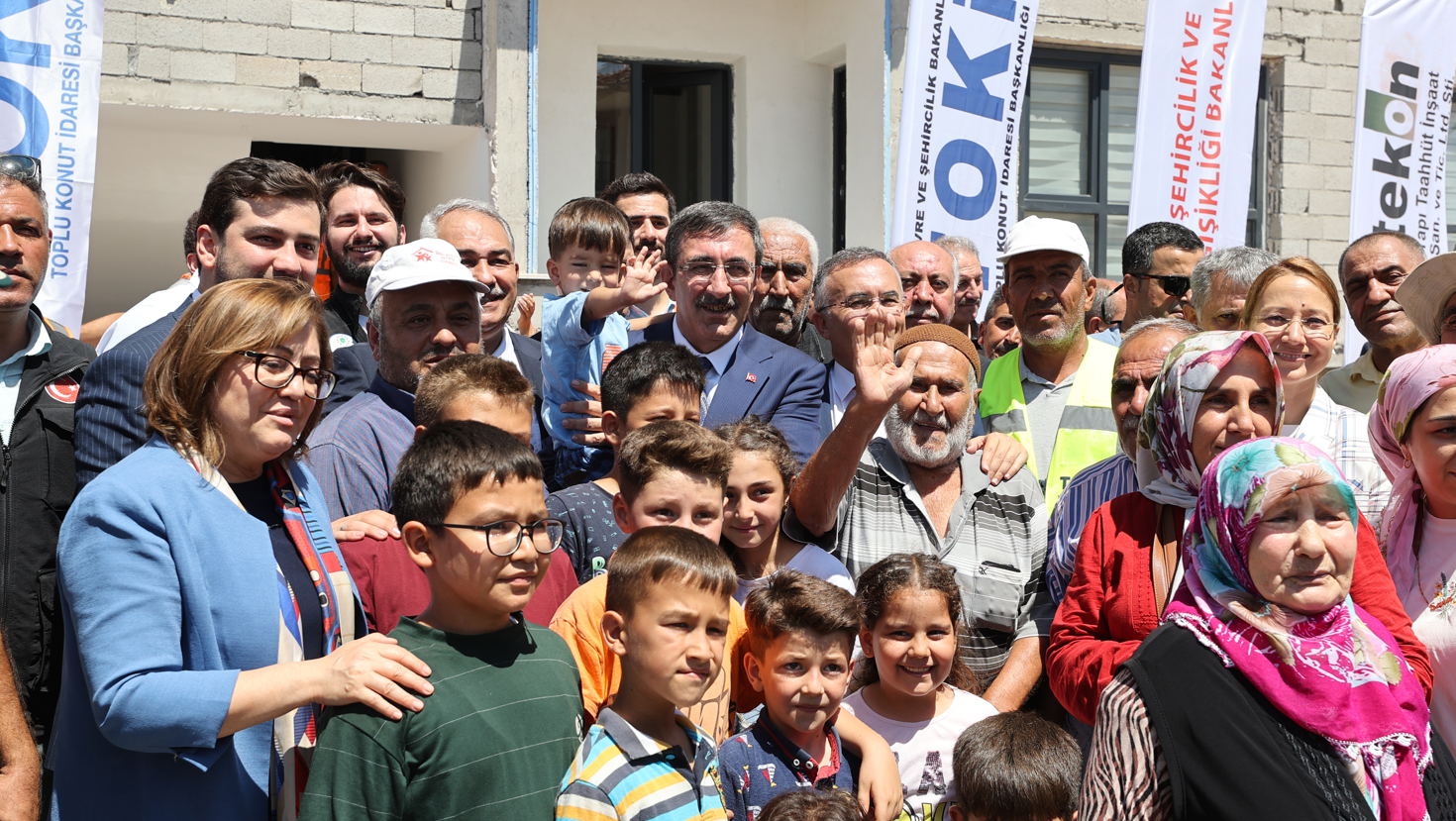 Cumhurbaşkanı Yardımcısı Yılmaz, Nurdağı'nda