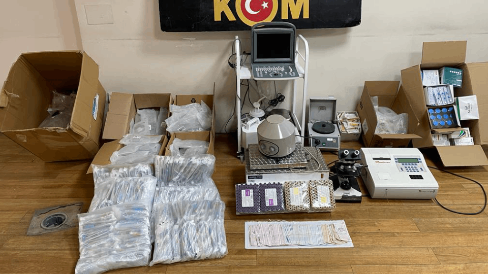 3 sahte doktor yakalandı!