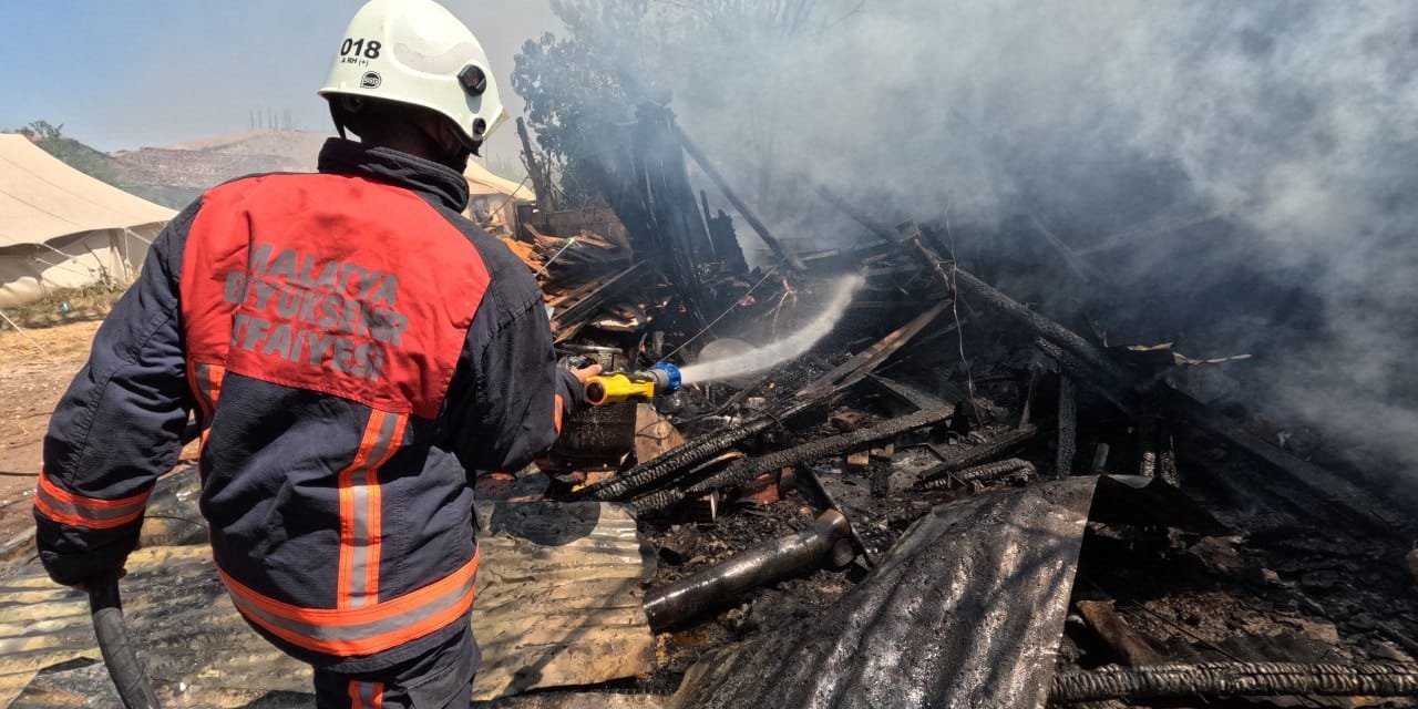 Malatya’da ev yangını