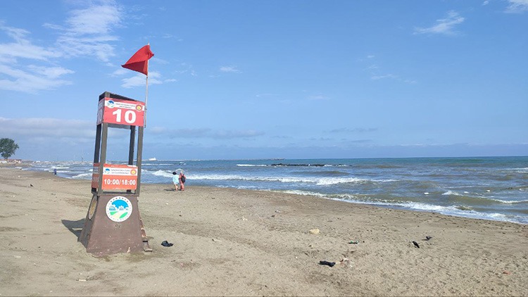 Sakarya'da denize girmek yasaklandı