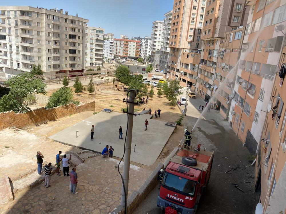 Mardin’de ev ve iş yerinde yangın