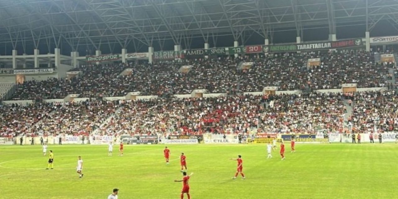 Amedspor lige 2-0 galibiyetle başladı