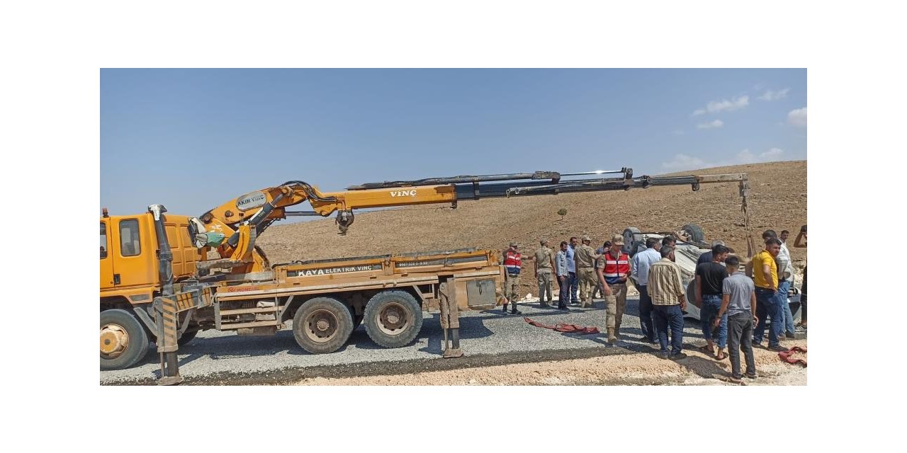 Kontrolden çıkan araç takla attı