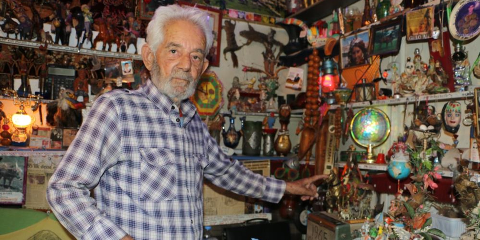 VİDEO - Dersimli Ertaş, Diyarbakır’daki evini antikalarla müzeye çevirdi