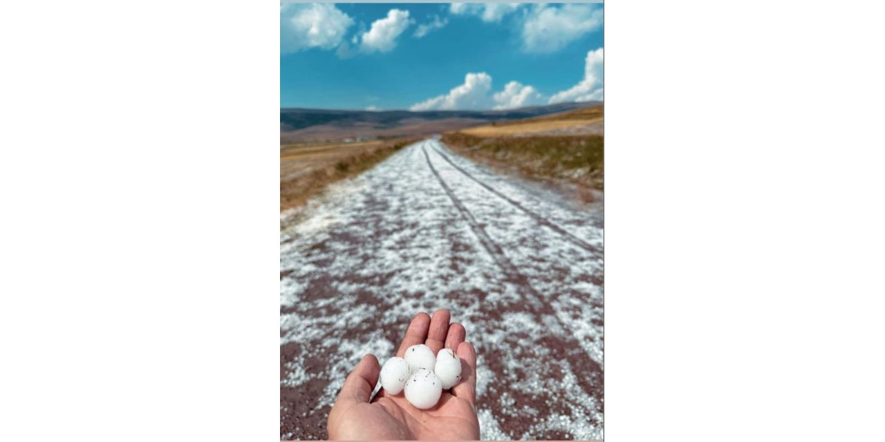 Ardahan’da dolu ve sağanak etkili oldu