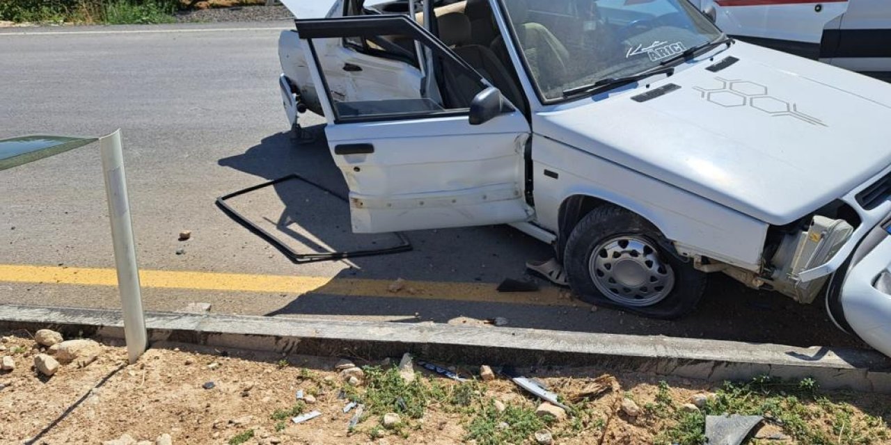 Malatya’da 2 araç çarpıştı; 5 yaralı