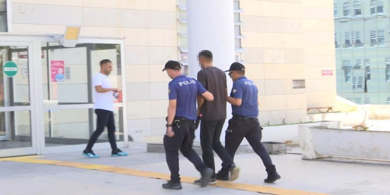 Çekiçle saldıran trafik magandaları yakalandı