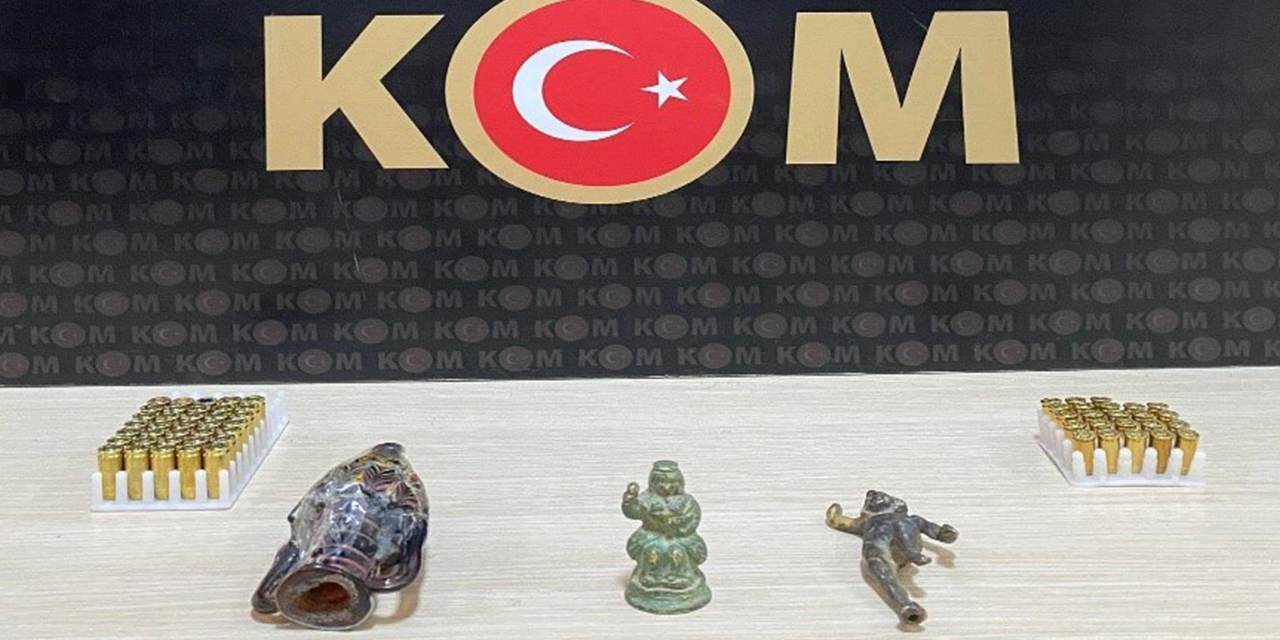 Kars’ta tarihi eser ve silah ele geçirildi