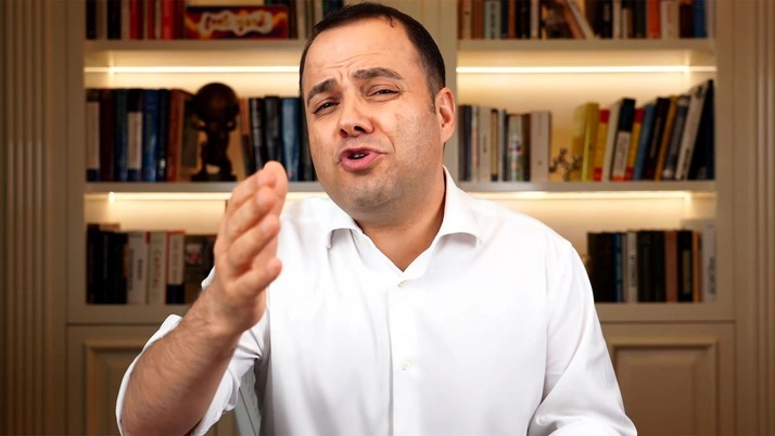 Prof. Dr. Özgür Demirtaş: Akaryakıta zam rekorunun rekoru gelecek