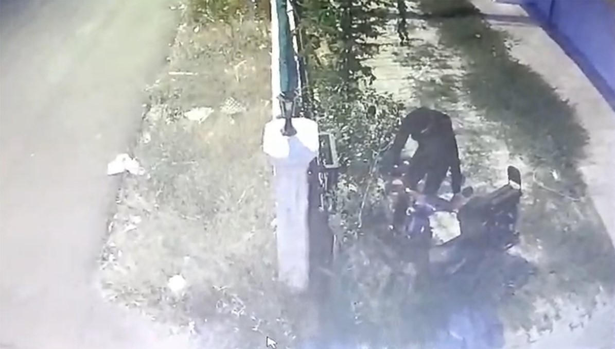 Park halindeki motosikleti çaldılar