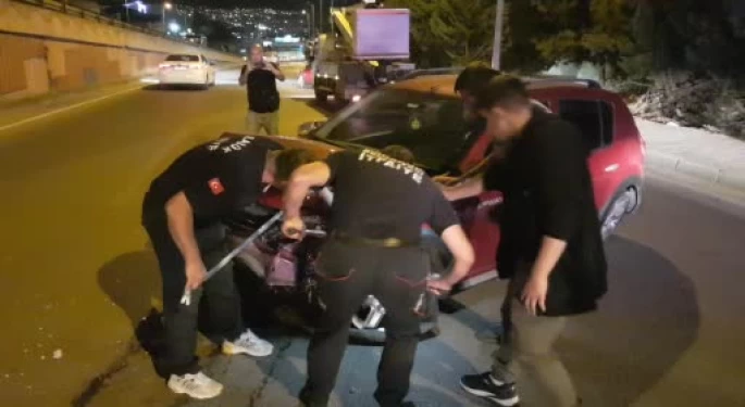 Otomobil 46 metre sürüklendi: 1 yaralı