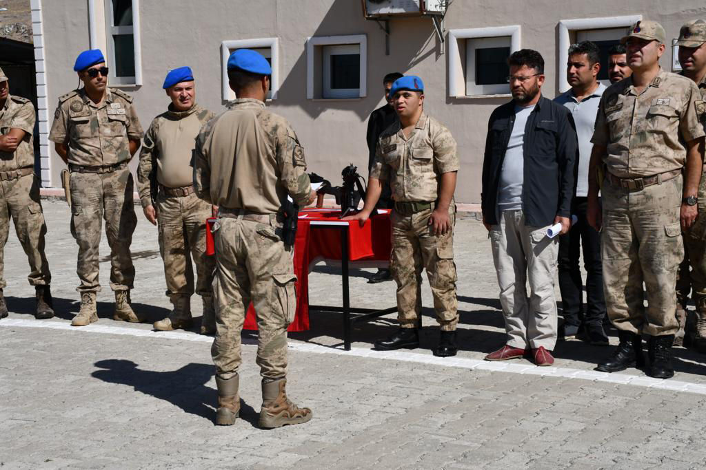 Down sendromlu gencin askerlik hayali