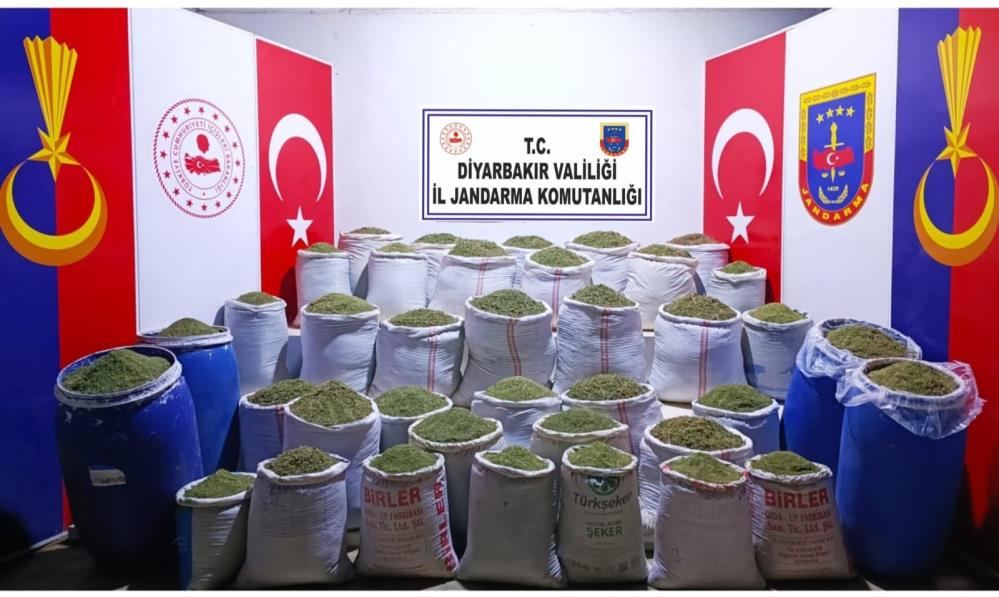Diyarbakır’da 1 ton esrar yakalandı