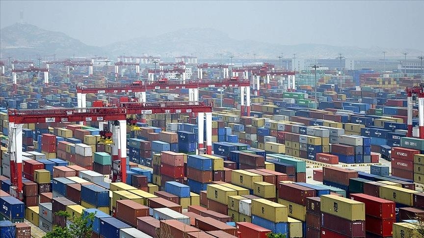 Küresel ticarette 2023 büyüme tahminini düşürdü