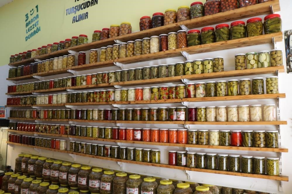 Uzmanlar: Turşunun evde yapılanı makbul
