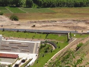 Li Baxçeyên Hevselê şînahî tê tunekirin