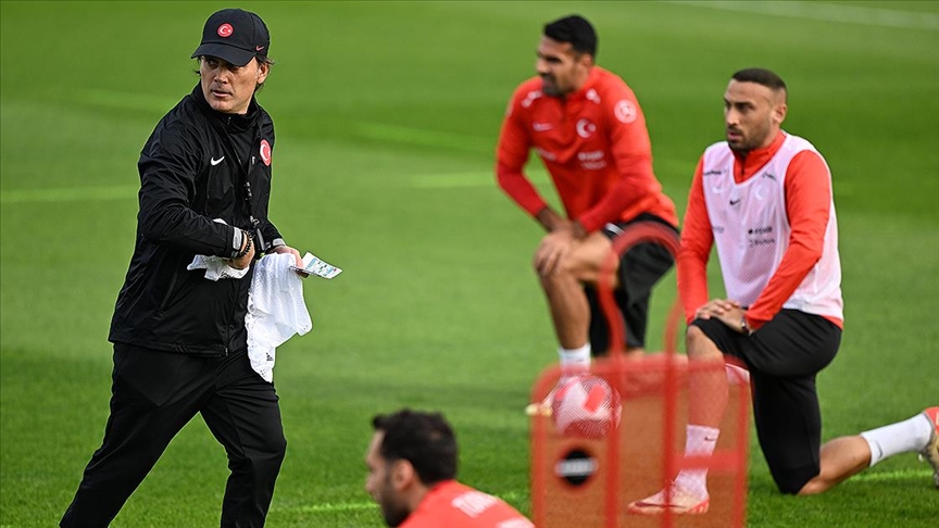 A Milli Futbol Takımı maç hazırlıklarına başladı